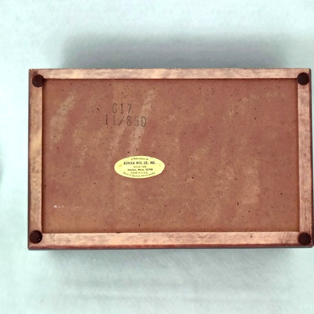 Reed & Barton Wooden Jewelry Box Chest Red Velvet Lined Removable Tray VTG USA - Picture 7 of 13